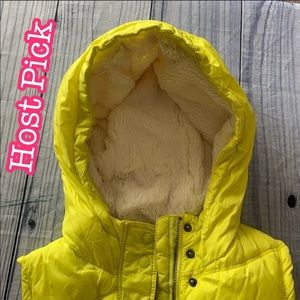 ✅Host Pick✅ AEO Hooded Vest, Large